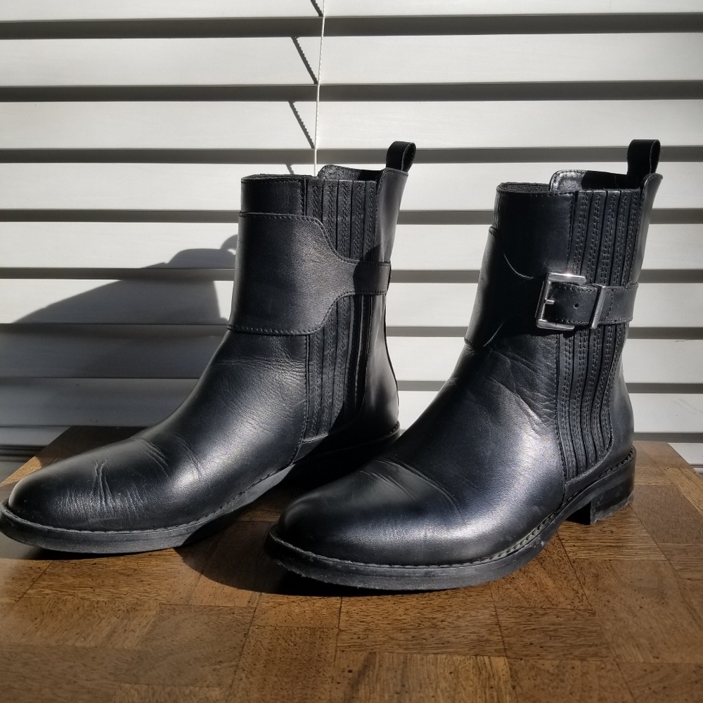 Stellemonelle leather black ankle boot